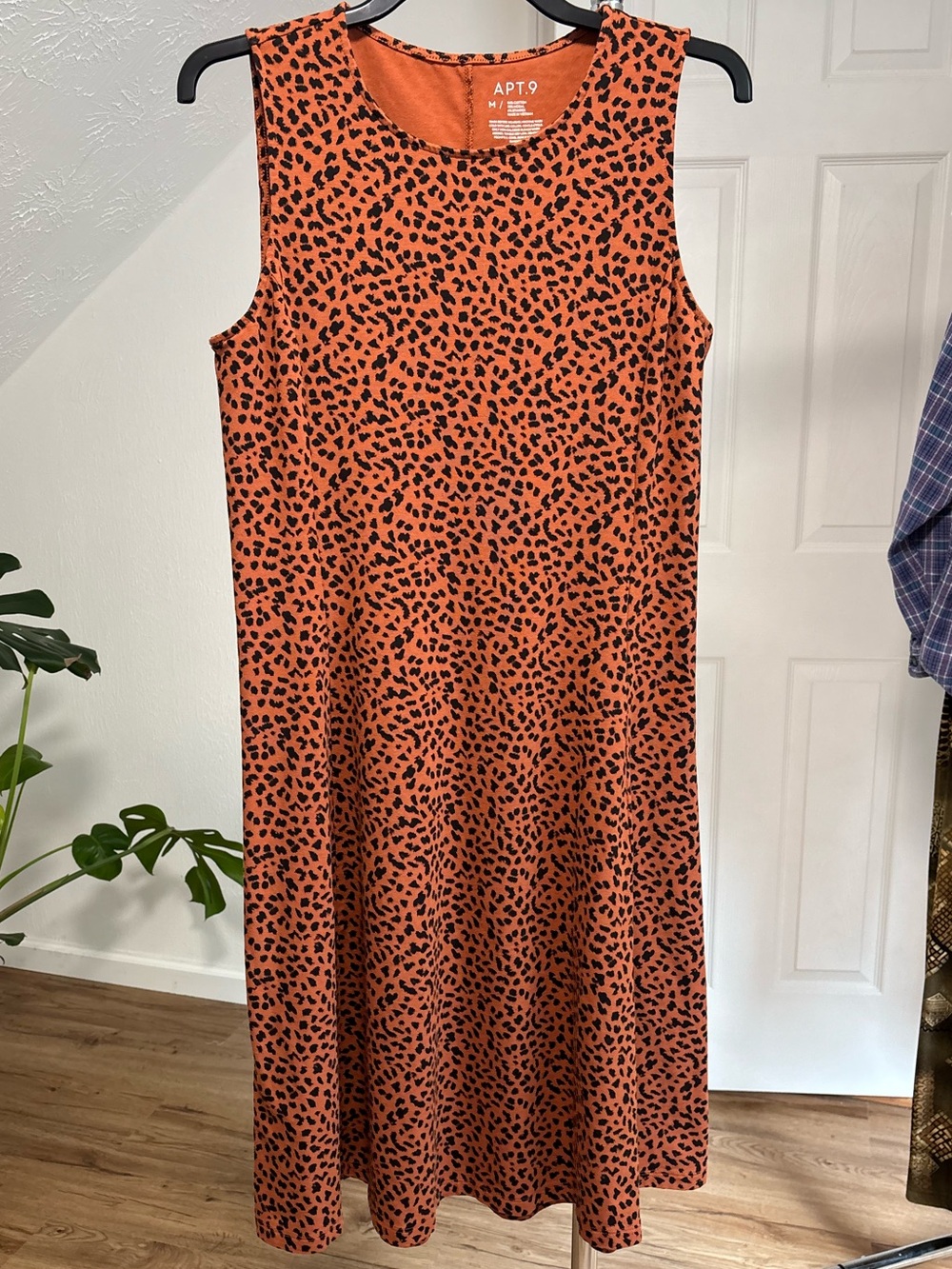 Cheetah print, a-line swing dress. Apt 9 size medium